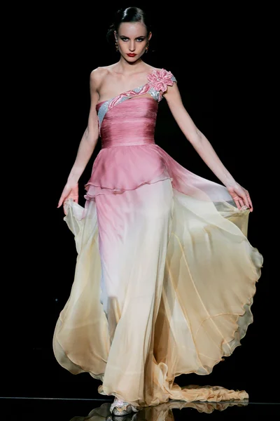 Look 27